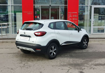 Подержанный автомобиль Renault Kaptur 2018 года (5 фото)