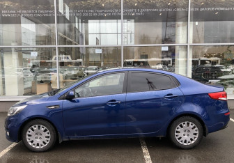 Подержанный автомобиль Kia Rio Sedan 2015 года (8 фото)
