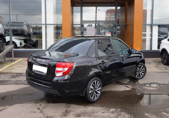 Подержанный автомобиль LADA (ВАЗ) Granta Sedan 2022 года (5 фото)