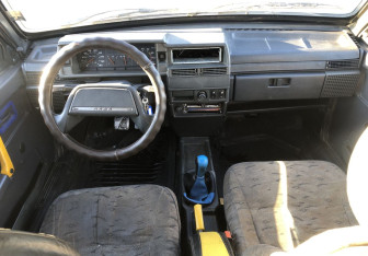 Подержанный автомобиль LADA (ВАЗ) 2109 Hatchback 2003 года (10 фото)