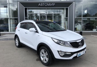 Подержанный автомобиль Kia Sportage 2012 года (3 фото)