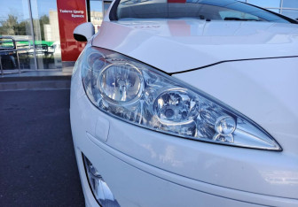 Подержанный автомобиль Peugeot 408 2014 года (9 фото)
