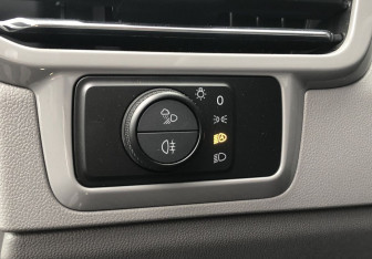 Новый Volkswagen Caravelle 2025 (14 фото)