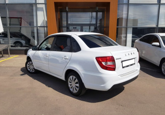 Подержанный автомобиль LADA (ВАЗ) Granta Sedan 2022 года (7 фото)