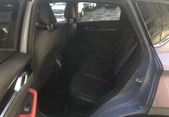 Подержанный автомобиль Geely Coolray 2024 года (12 фото)