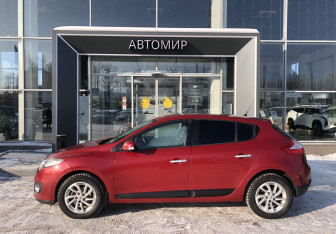 Подержанный автомобиль Renault Megane Hatchback 2012 года (8 фото)