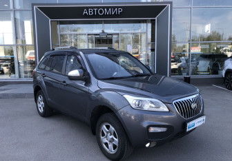 Подержанный автомобиль Lifan X60 2016 года (3 фото)