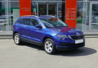Подержанный автомобиль Skoda Karoq 2020 года (3 фото)