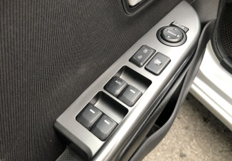 Подержанный автомобиль Kia Rio Sedan 2015 года (13 фото)