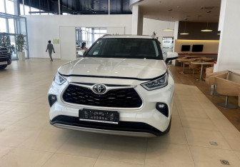 Новый Toyota Highlander 2025 (3 фото)
