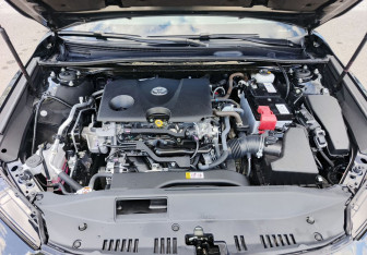 Подержанный автомобиль Toyota Camry Sedan 2024 года (11 фото)