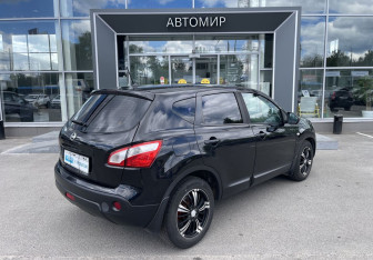 Подержанный автомобиль Nissan Qashqai 2010 года (5 фото)