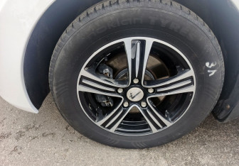 Подержанный автомобиль Hyundai Elantra Sedan 2015 года (10 фото)