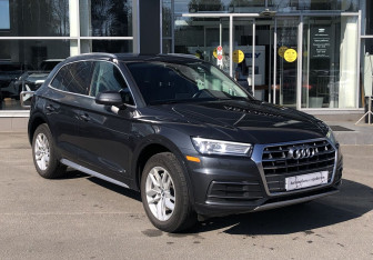 Подержанный автомобиль Audi Q5 2019 года (3 фото)
