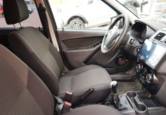 Подержанный автомобиль LADA (ВАЗ) Kalina Wagon 2016 года (9 фото)