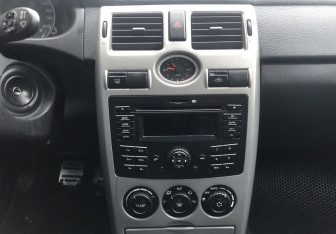 Подержанный автомобиль LADA (ВАЗ) Priora Sedan 2013 года (14 фото)