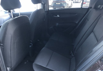 Подержанный автомобиль Kia Rio Hatchback 2021 года (11 фото)