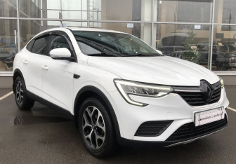 Подержанный автомобиль Renault Arkana 2020 года (3 фото)