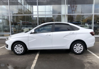 Подержанный автомобиль LADA (ВАЗ) Vesta Sedan 2023 года (8 фото)