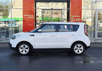 Подержанный автомобиль Kia Soul 2017 года (8 фото)