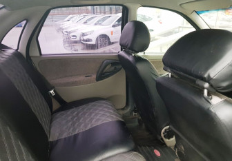 Подержанный автомобиль LADA (ВАЗ) Kalina Sedan 2008 года (10 фото)