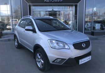 Подержанный автомобиль SsangYong Actyon 2011 года (3 фото)
