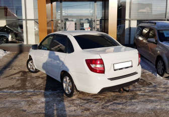 Подержанный автомобиль LADA (ВАЗ) Granta Sedan 2023 года (7 фото)