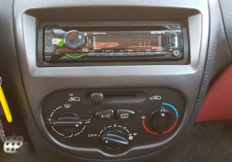 Подержанный автомобиль Peugeot 206 Hatchback 2007 года (11 фото)
