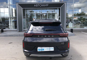 Подержанный автомобиль Exeed LX 2023 года (6 фото)