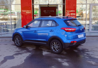 Подержанный автомобиль Hyundai Creta 2021 года (7 фото)