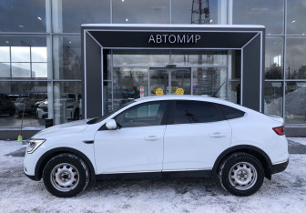 Подержанный автомобиль Renault Arkana 2020 года (8 фото)