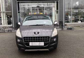 Подержанный автомобиль Peugeot 3008 2010 года (2 фото)