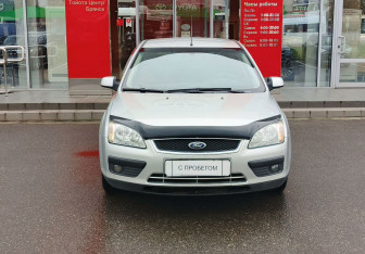 Подержанный автомобиль Ford Focus Hatchback 2007 года (2 фото)