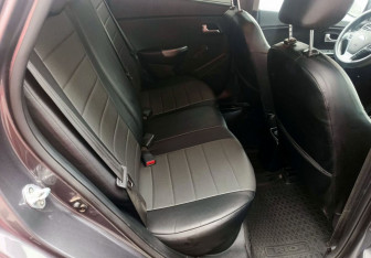 Подержанный автомобиль Kia Rio Sedan 2017 года (16 фото)