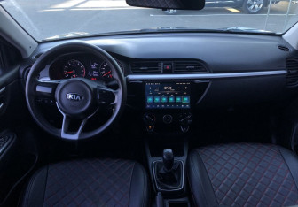 Подержанный автомобиль Kia Rio Sedan 2020 года (10 фото)