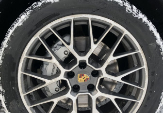 Подержанный автомобиль Porsche Macan 2014 года (28 фото)