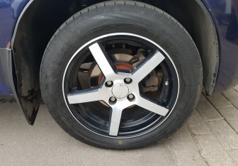 Подержанный автомобиль LADA (ВАЗ) Granta Sedan 2013 года (12 фото)