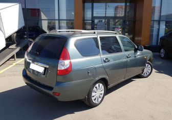 Подержанный автомобиль LADA (ВАЗ) Priora Wagon 2012 года (5 фото)