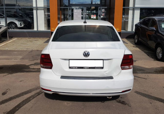 Подержанный автомобиль Volkswagen Polo Sedan 2018 года (6 фото)