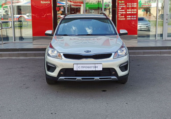 Подержанный автомобиль Kia Rio Hatchback 2019 года (2 фото)