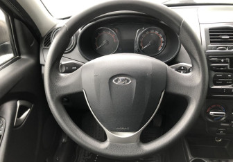 Подержанный автомобиль LADA (ВАЗ) Granta Liftback 2020 года (12 фото)