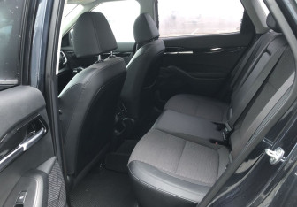 Подержанный автомобиль Kia Seltos 2022 года (12 фото)