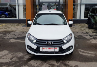 Подержанный автомобиль LADA (ВАЗ) Granta Liftback 2022 года (2 фото)