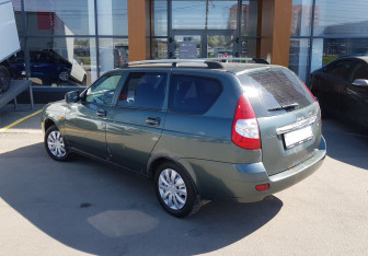 Подержанный автомобиль LADA (ВАЗ) Priora Wagon 2012 года (7 фото)