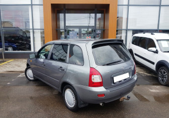 Подержанный автомобиль LADA (ВАЗ) Kalina Wagon 2011 года (7 фото)