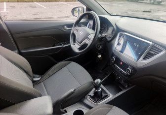 Подержанный автомобиль Hyundai Solaris Sedan 2019 года (14 фото)