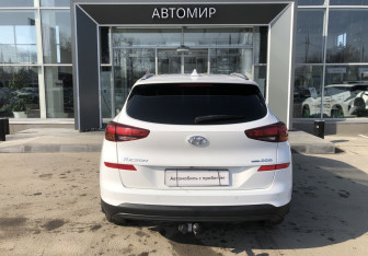 Подержанный автомобиль Hyundai Tucson 2020 года (6 фото)
