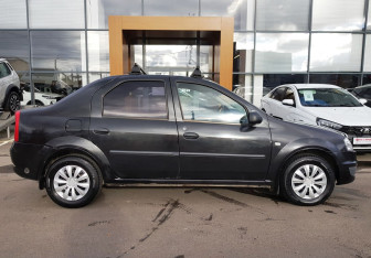 Подержанный автомобиль Renault Logan Sedan 2011 года (4 фото)