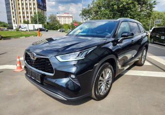 Новый Toyota Highlander 2025 (2 фото)