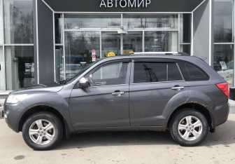 Подержанный автомобиль Lifan X60 2015 года (8 фото)